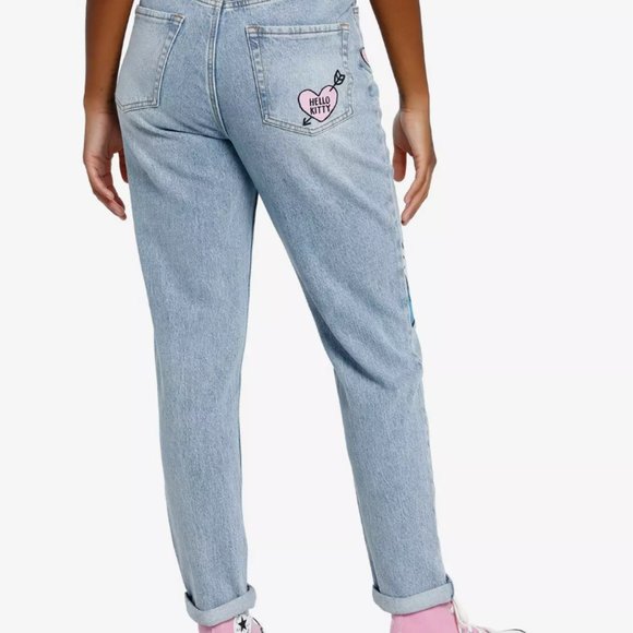 Sanrio Hello Kitty & Dear Daniel Mom Jeans Hot Topic - Junior Sizing - Picture 2 of 5